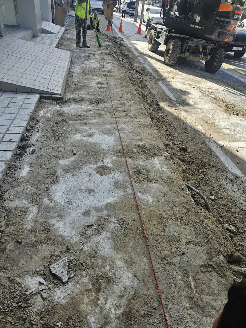 점포 내부 철거 후 원상복구 완료